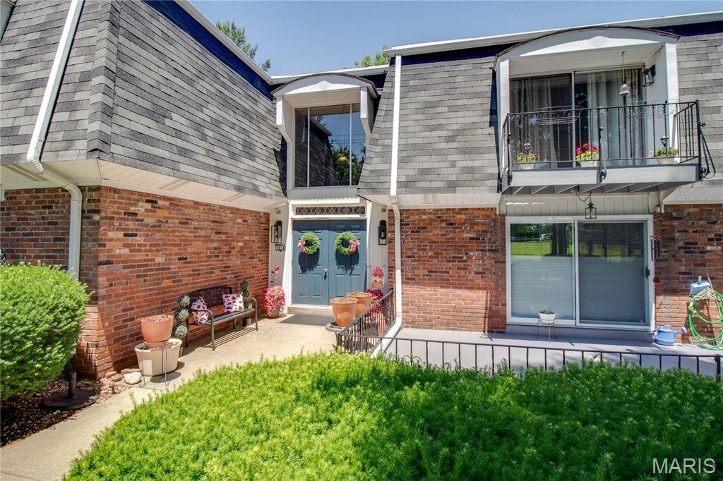 Arrow Wood Manor Condo - Residential