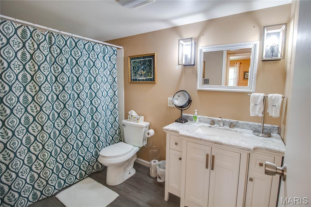 Arrow Wood Manor Condo - Residential