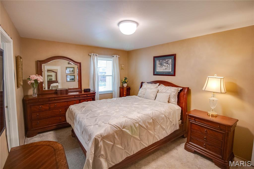 Arrow Wood Manor Condo - Residential