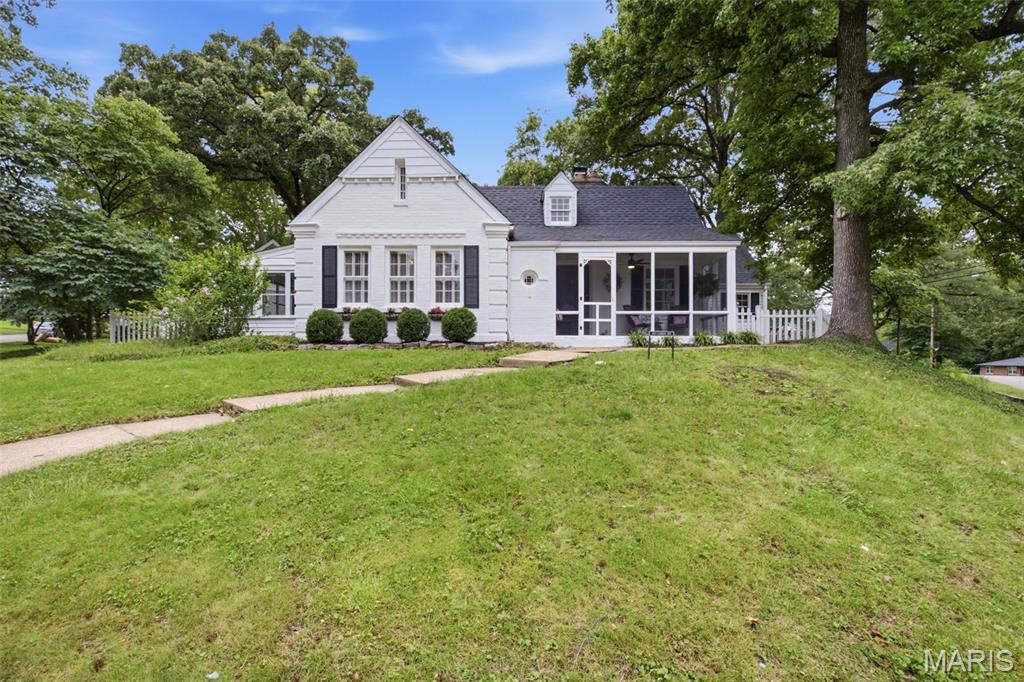 Charming brick Cape Cod situated on a desirable corner lot in Kirkwood's beloved Corona Park neighborhood! This sweet home offers timeless character, a spacious primary bedroom, and an unbeatable location in one of Kirkwood's most family-friendly communities. Known for its block parties, walkability, and welcoming atmosphere, Corona Park is a neighborhood where neighbors quickly become friends.

Enjoy an easy stroll to Keysor Elementary, Kirkwood High School, the Kirkwood Aquatic Center, and the annual Greentree Festival. Grab lunch at the local favorite, Kirkwood Deli, or take a leisurely walk to all that downtown Kirkwood has to offer. Close to everything yet tucked into a charming neighborhood setting, this is the perfect place to call home.