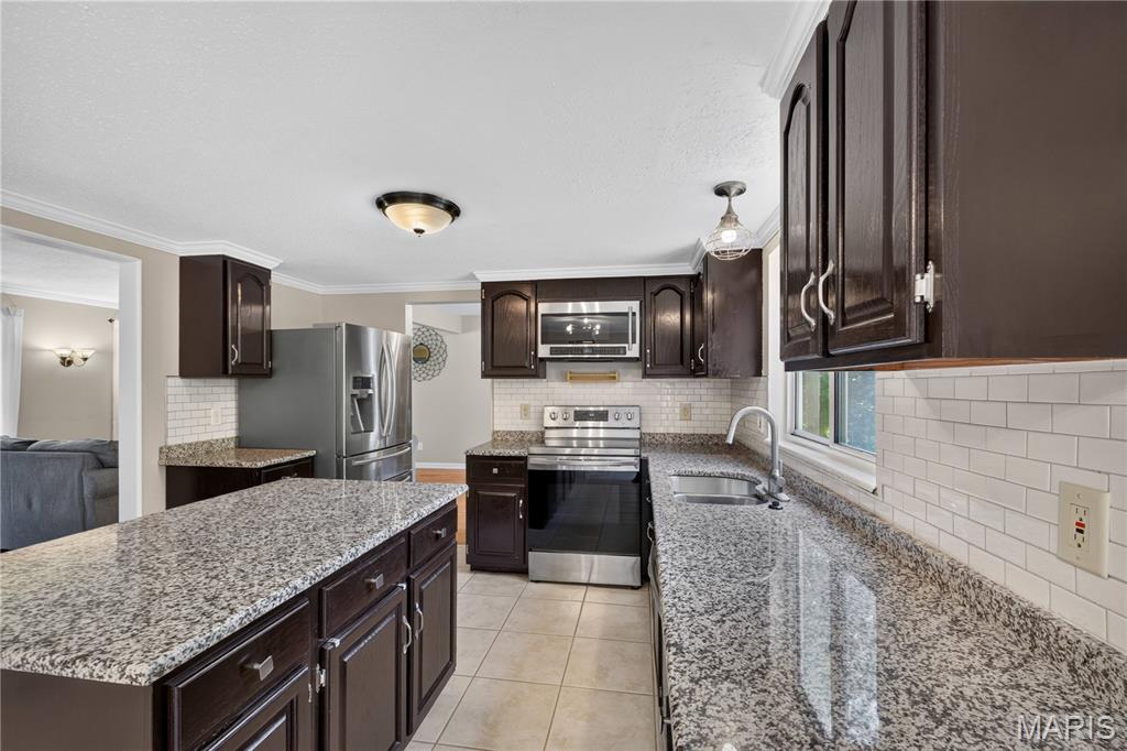 Woodlyn Crossing - Residential