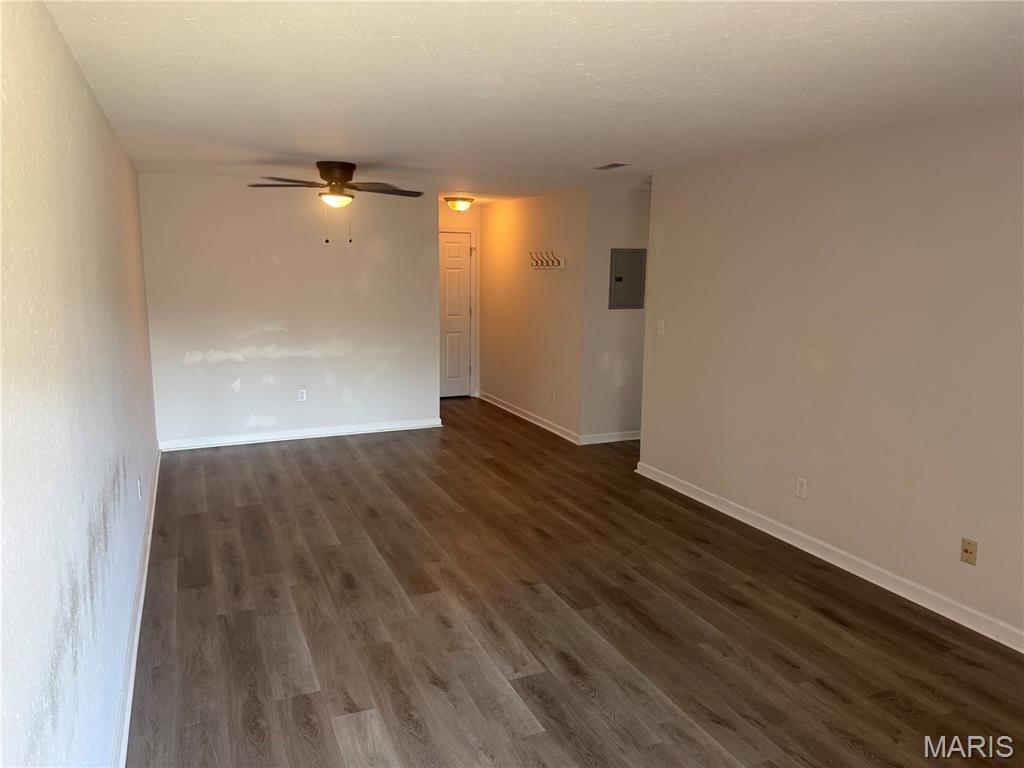 Greenbriar Condo - Residential