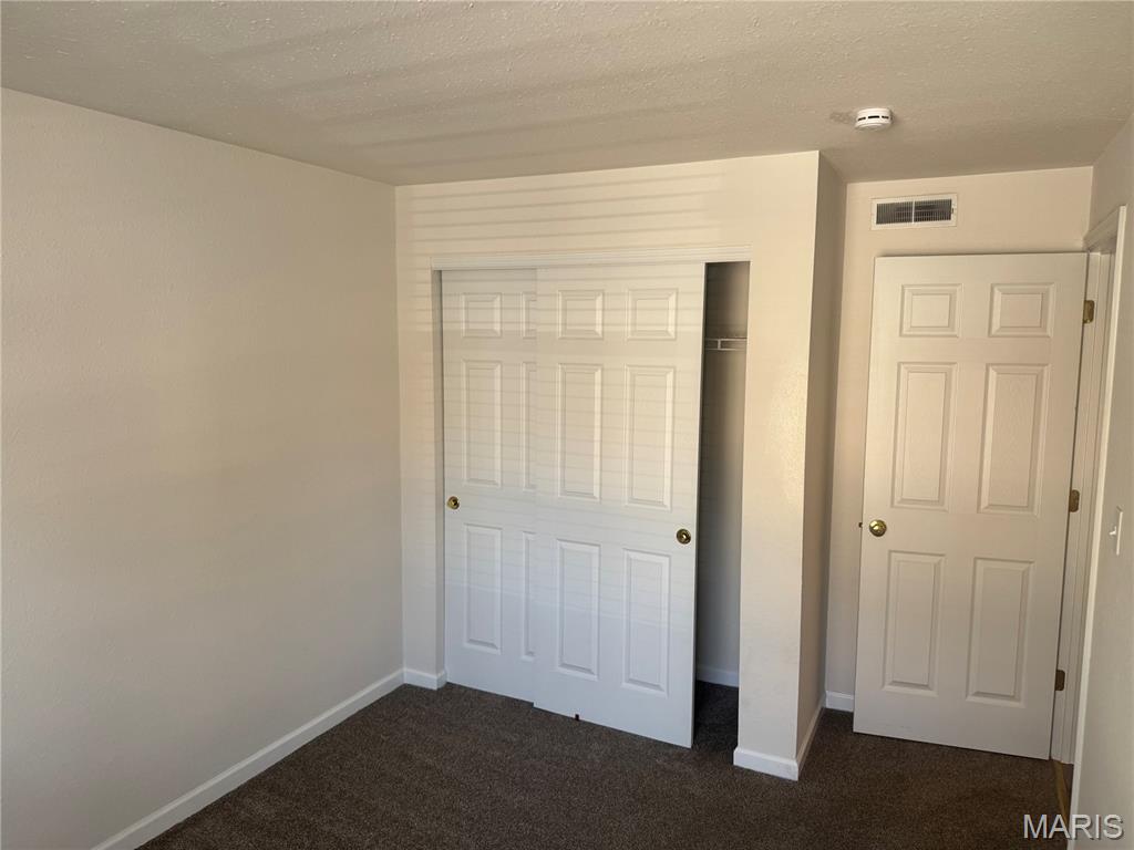 Greenbriar Condo - Residential