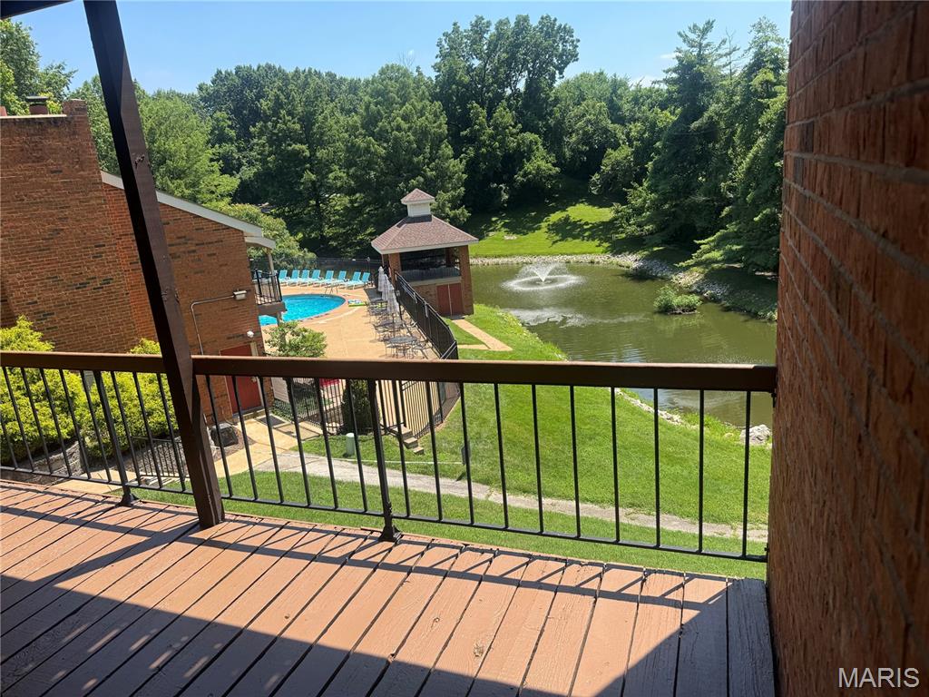 Greenbriar Condo - Residential