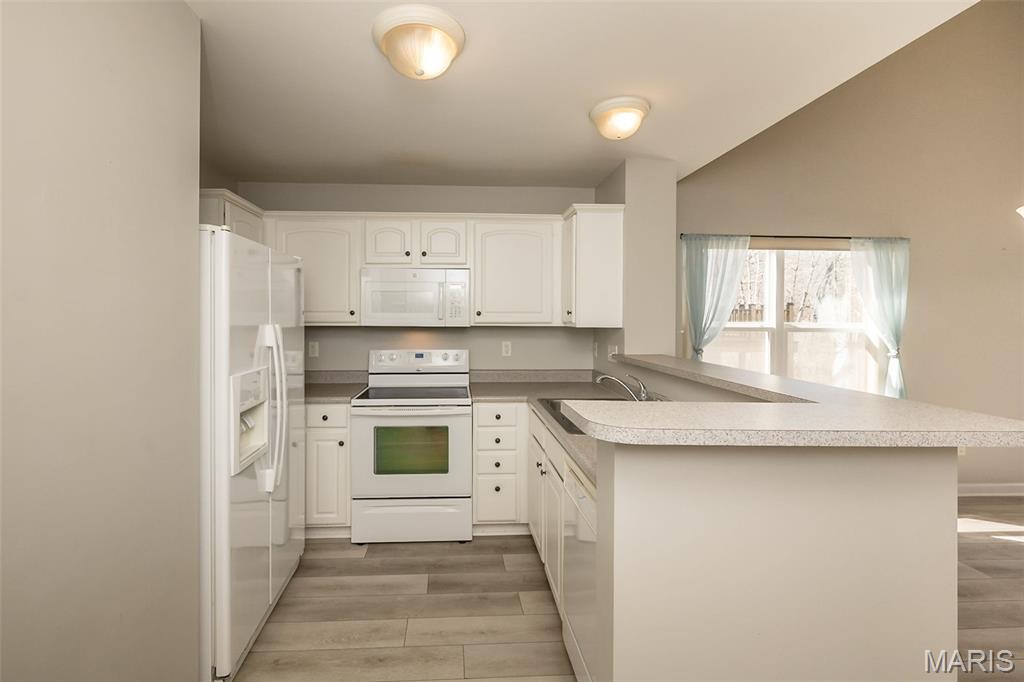 Villas At Eagles View - Residential