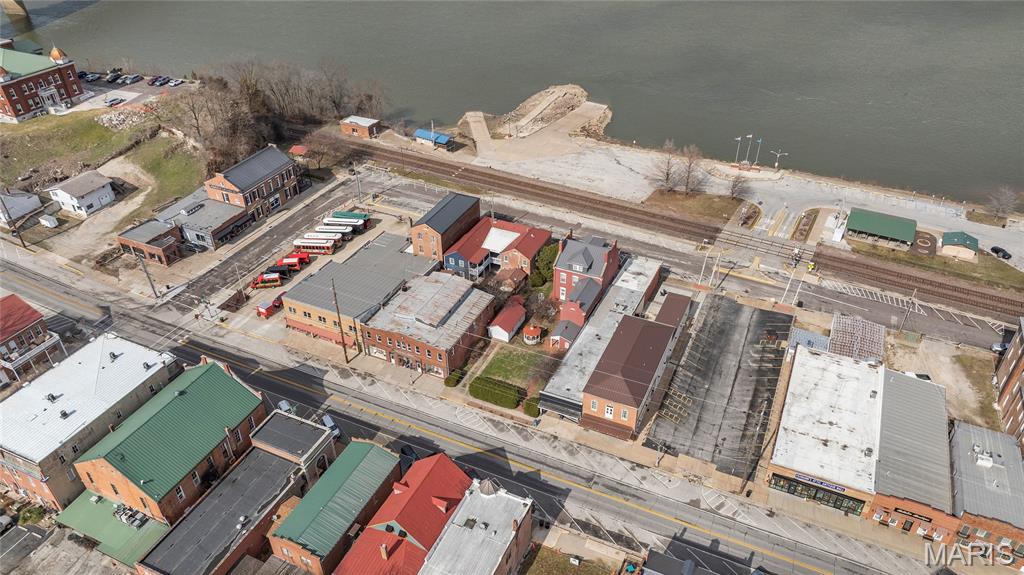 East Wharf Street - Commercial Sale