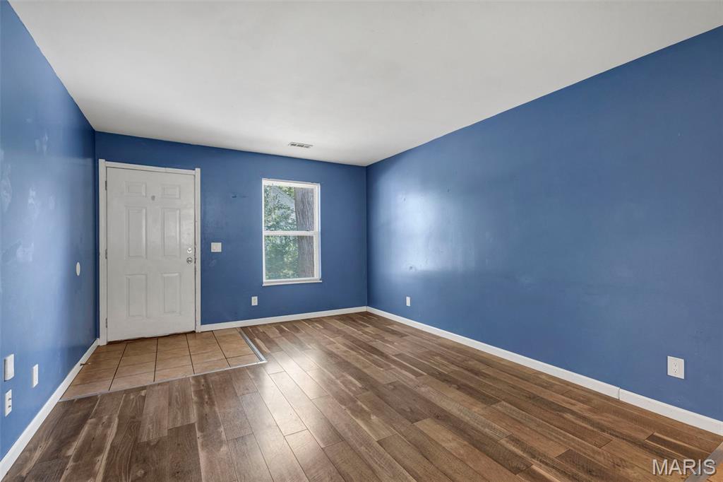mcelheneys add - Residential Income