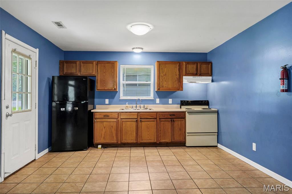 mcelheneys add - Residential Income