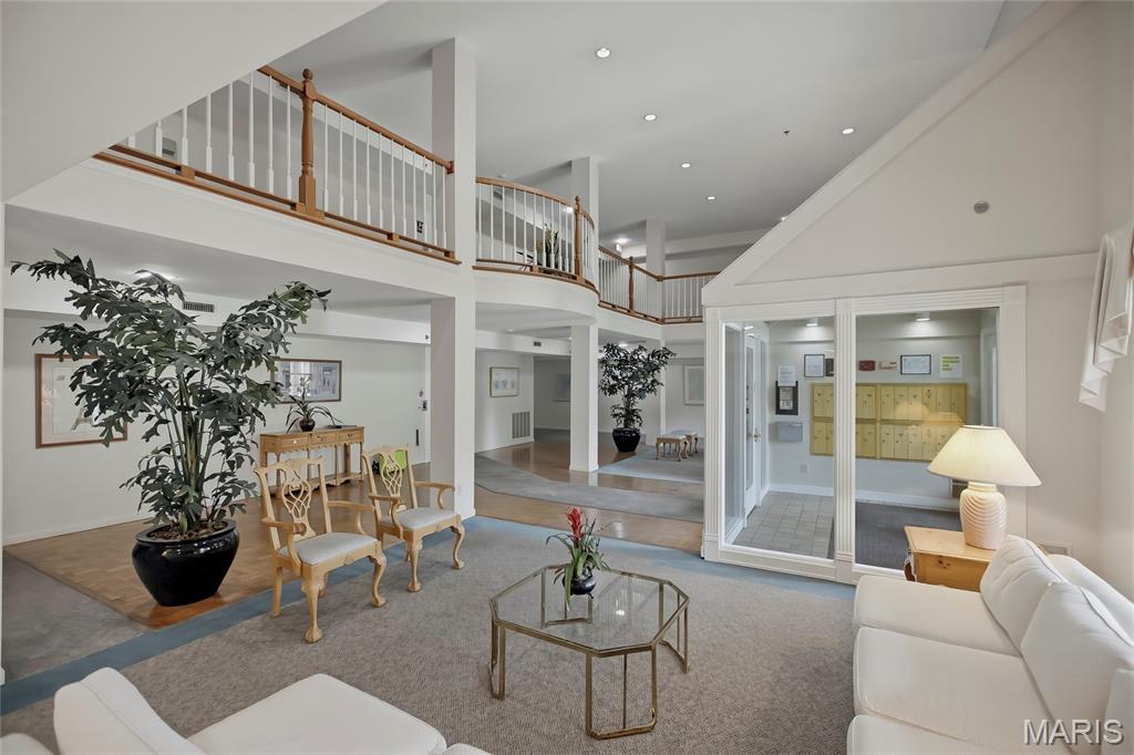 Villas At Golfview - Residential