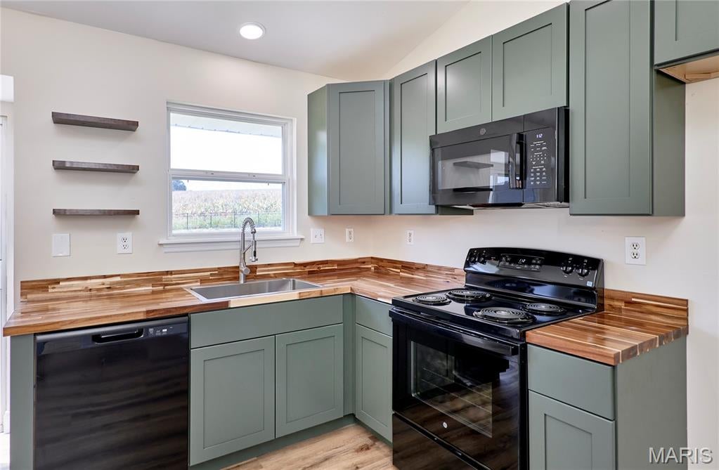 Eagles Bluff - Residential