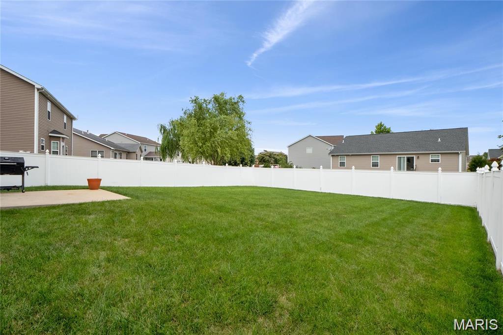 TOWNSEND SQUARE - Residential Lease