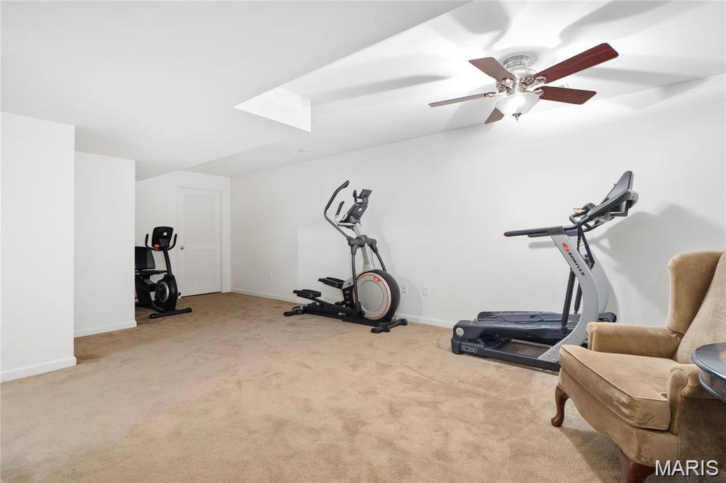 TOWNSEND SQUARE - Residential Lease