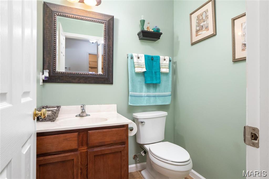 TOWNSEND SQUARE - Residential Lease