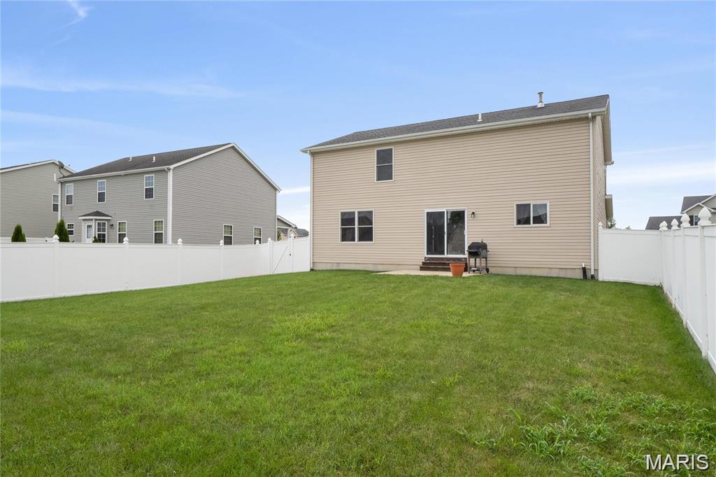 TOWNSEND SQUARE - Residential Lease