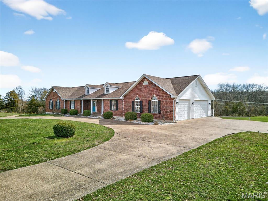 Pine Crest - Residential