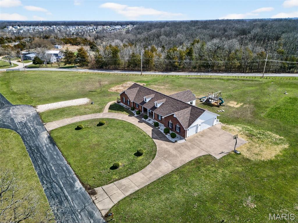 Pine Crest - Residential