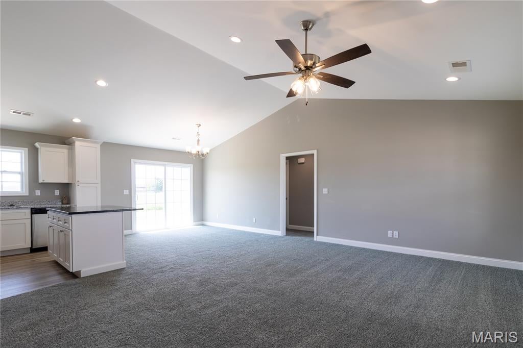 Saddleridge South First Add - Residential