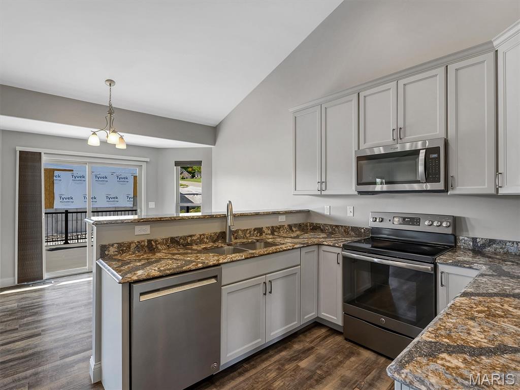 Eastland Oaks - Residential