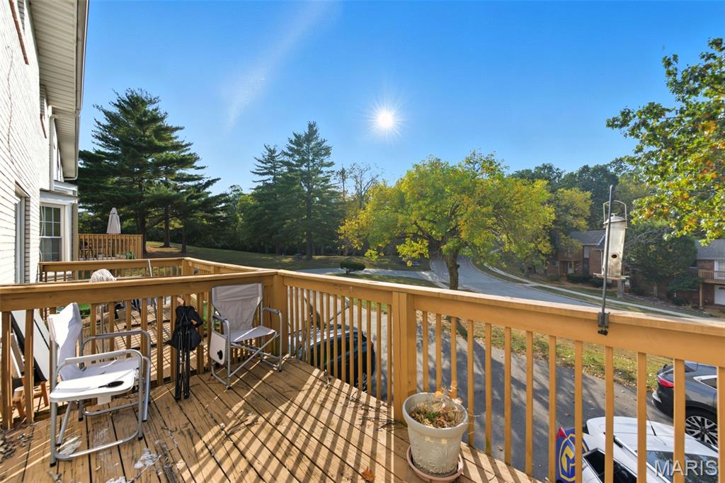 Oakville Commons Condo - Residential