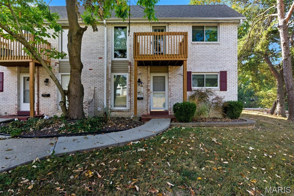 Oakville Commons Condo - Residential