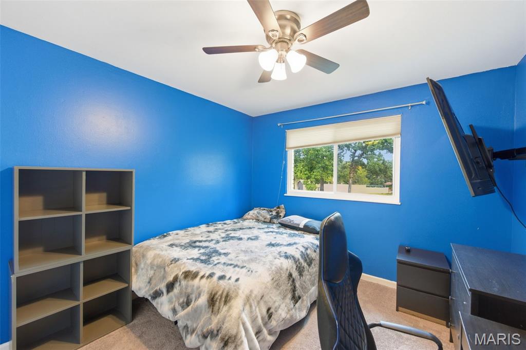 Oakville Commons Condo - Residential