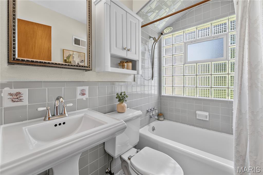 Yorkshire Hills 6 - Residential