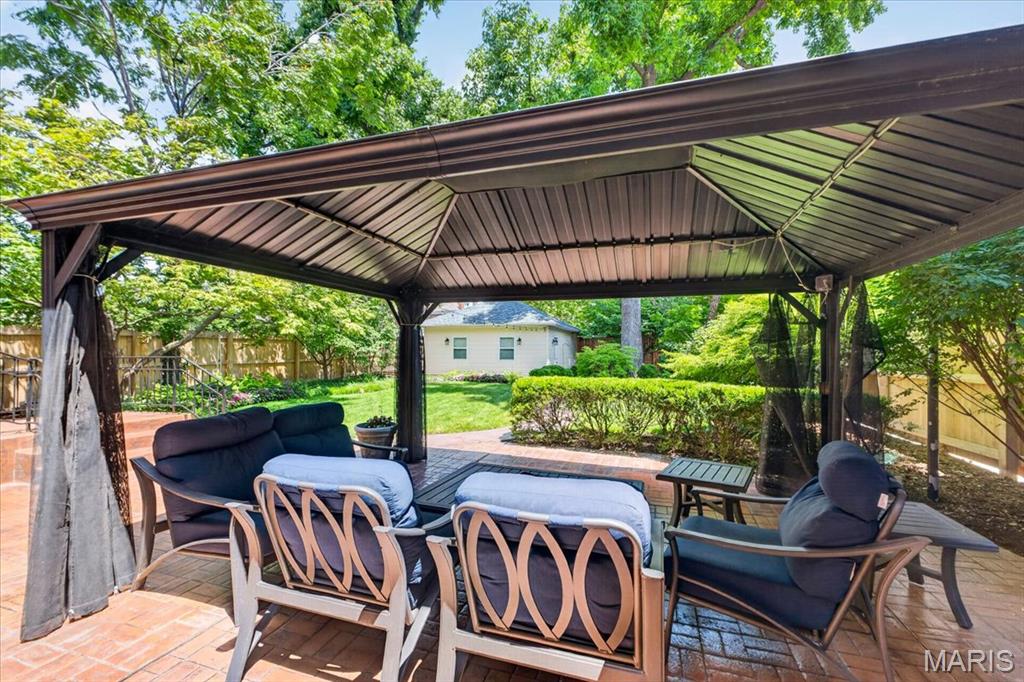 Forest Park Place - Residential