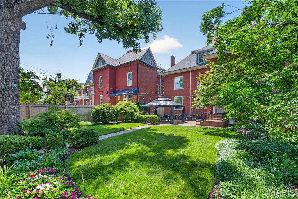 Forest Park Place - Residential