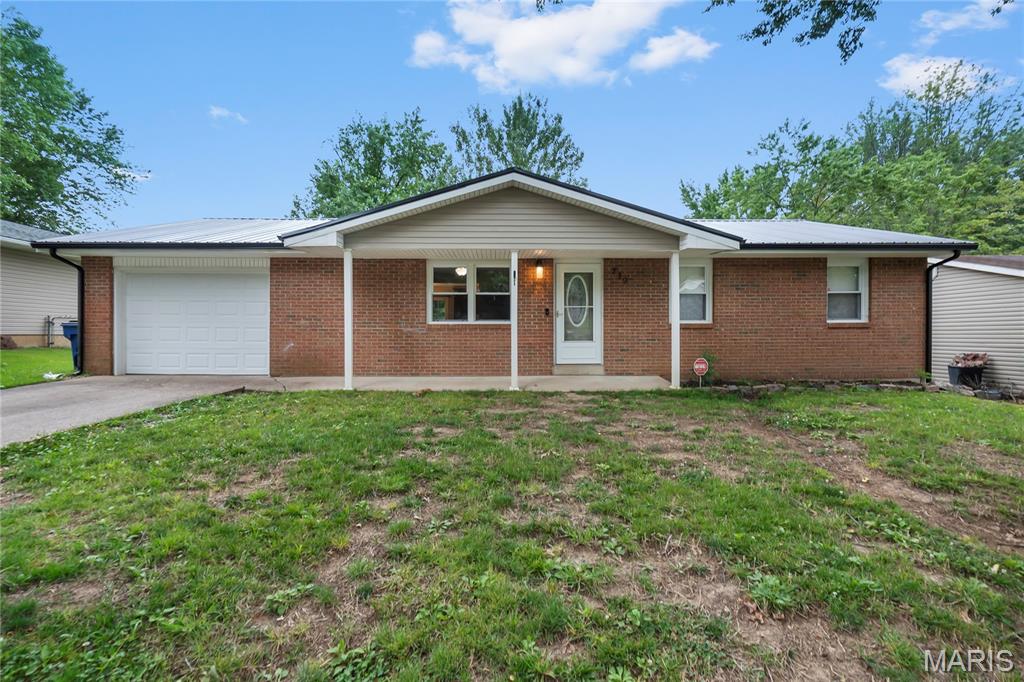 Located in a quiet, established neighborhood with mature trees, this well-maintained, move-in ready home offers great natural light and recently painted rooms.
The main level includes 3 bedrooms and a full bath. The finished basement adds an extra bedroom, bonus room, full bath, family room, laundry, and storage. Washer, dryer, and water softener stays.
Enjoy a large fenced backyard with a deck, perfect for relaxing or entertaining. Roof replaced
February 2026. Kitchen appliances.
A spacious home in a great location. Schedule your showing today!