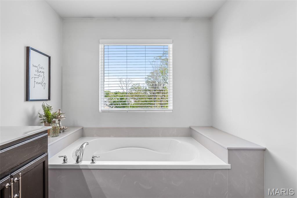 Estates on Huntington Glen - Residential