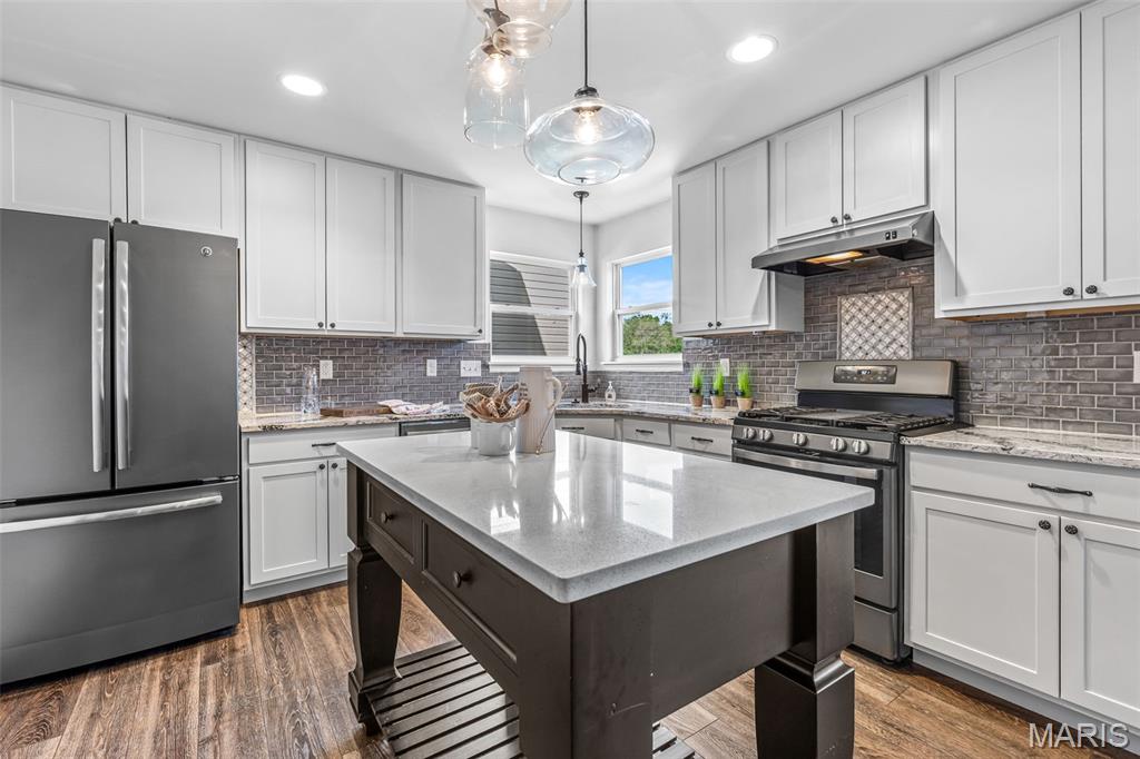 Estates on Huntington Glen - Residential
