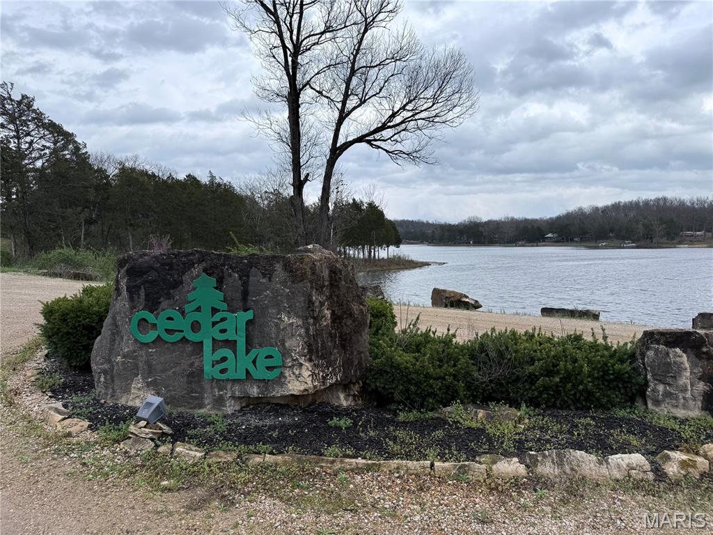 Cedar Lake - Land