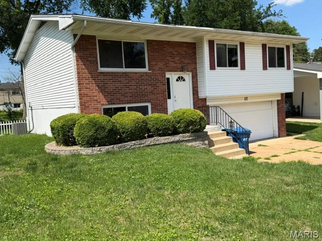 NEW:
sand and poly main level hardwood flooring, fresh paint throughout, range, microwave, sink, faucet, deck paint/stain, carpet in lower level, 6 panel doors painted.