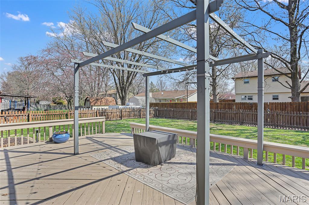 Meadowlake Acres 5thadd - Residential