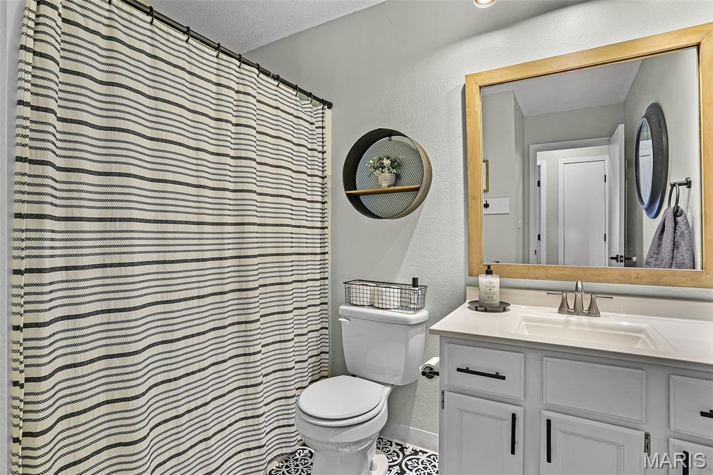 Meadowlake Acres 5thadd - Residential