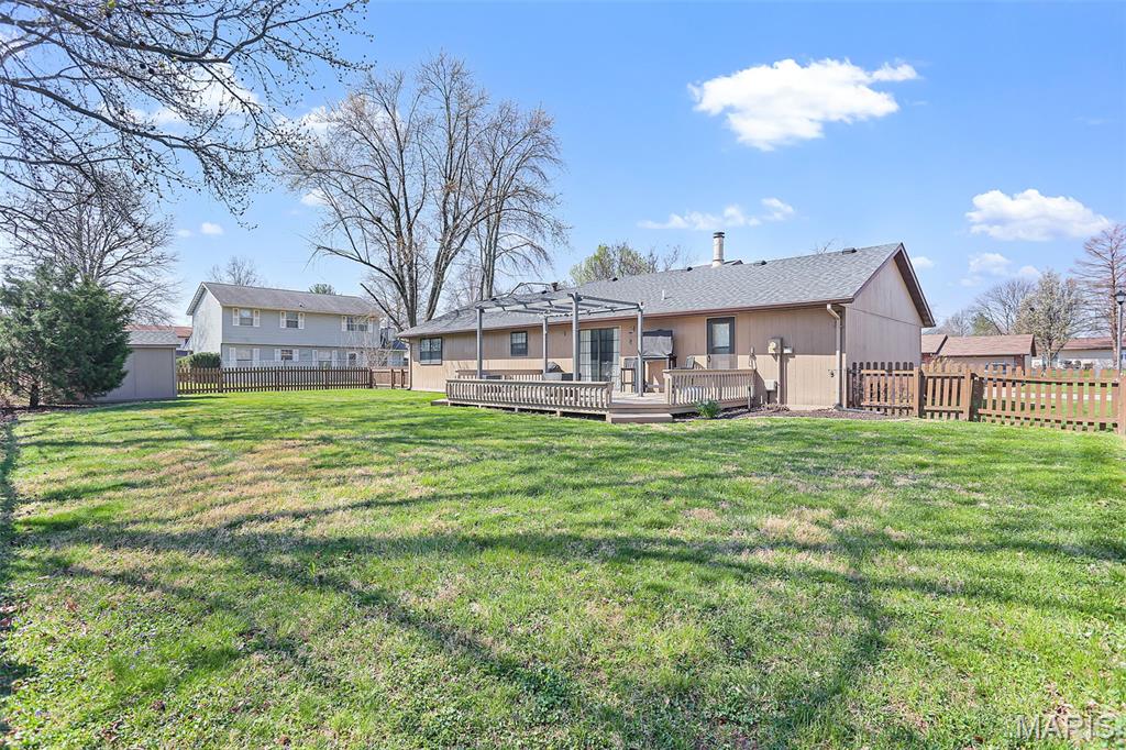 Meadowlake Acres 5thadd - Residential