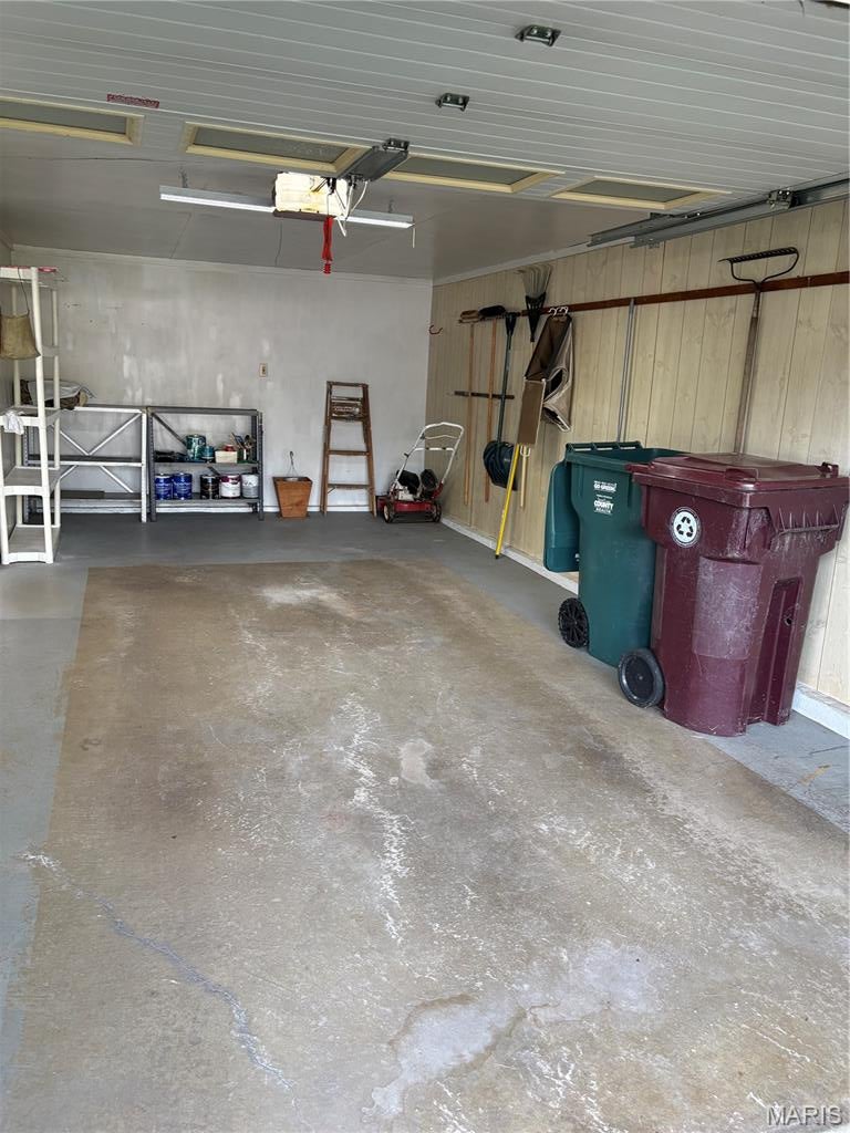 Riverside 1 - Residential Lease