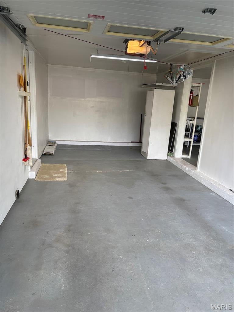 Riverside 1 - Residential Lease