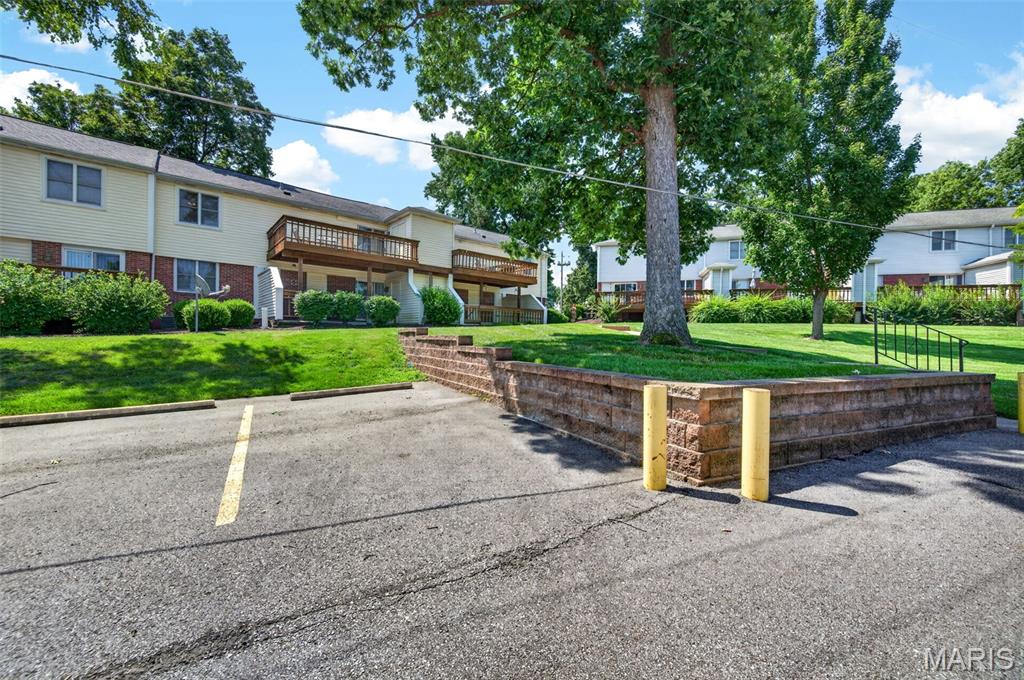 Brentwood Forest Condo Ph One - Residential