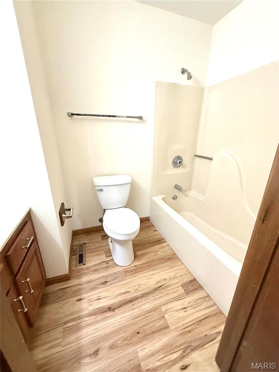 FOX GLENN - Residential Lease