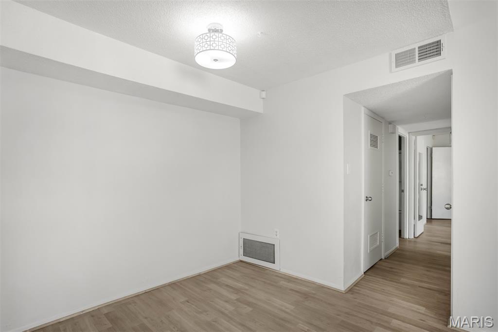 Sugartree 11 - Residential