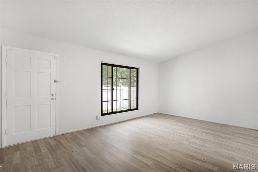 Sugartree 11 - Residential