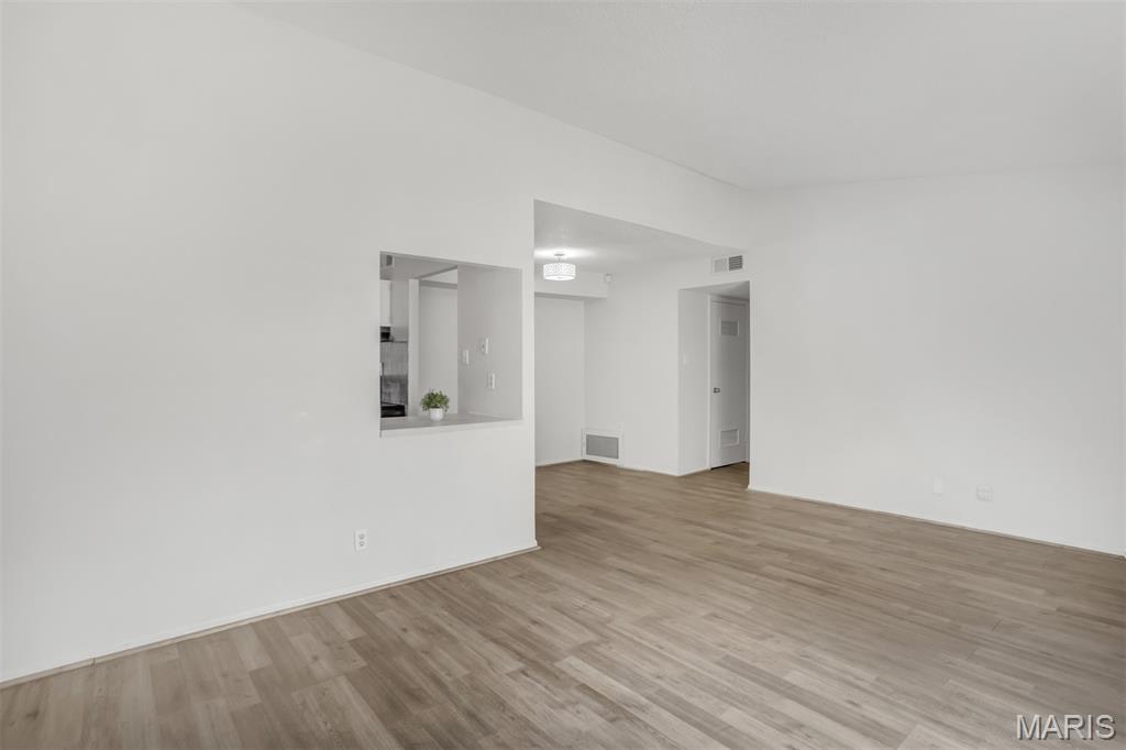 Sugartree 11 - Residential