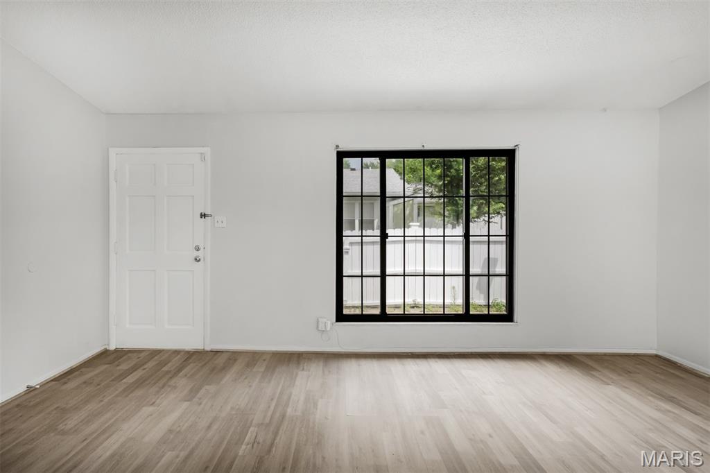 Sugartree 11 - Residential