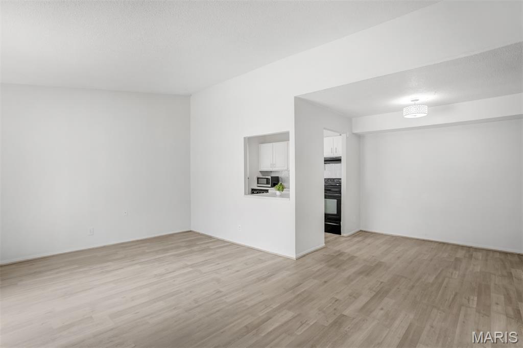Sugartree 11 - Residential