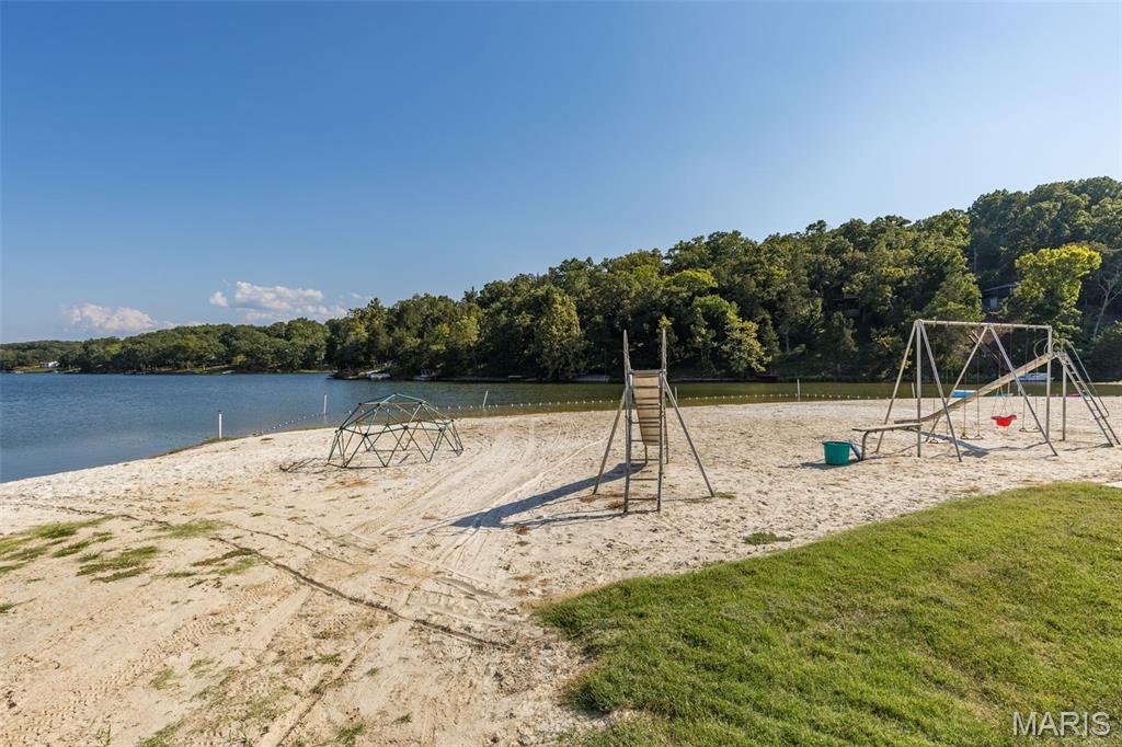 Lake Wauwanoka - Land