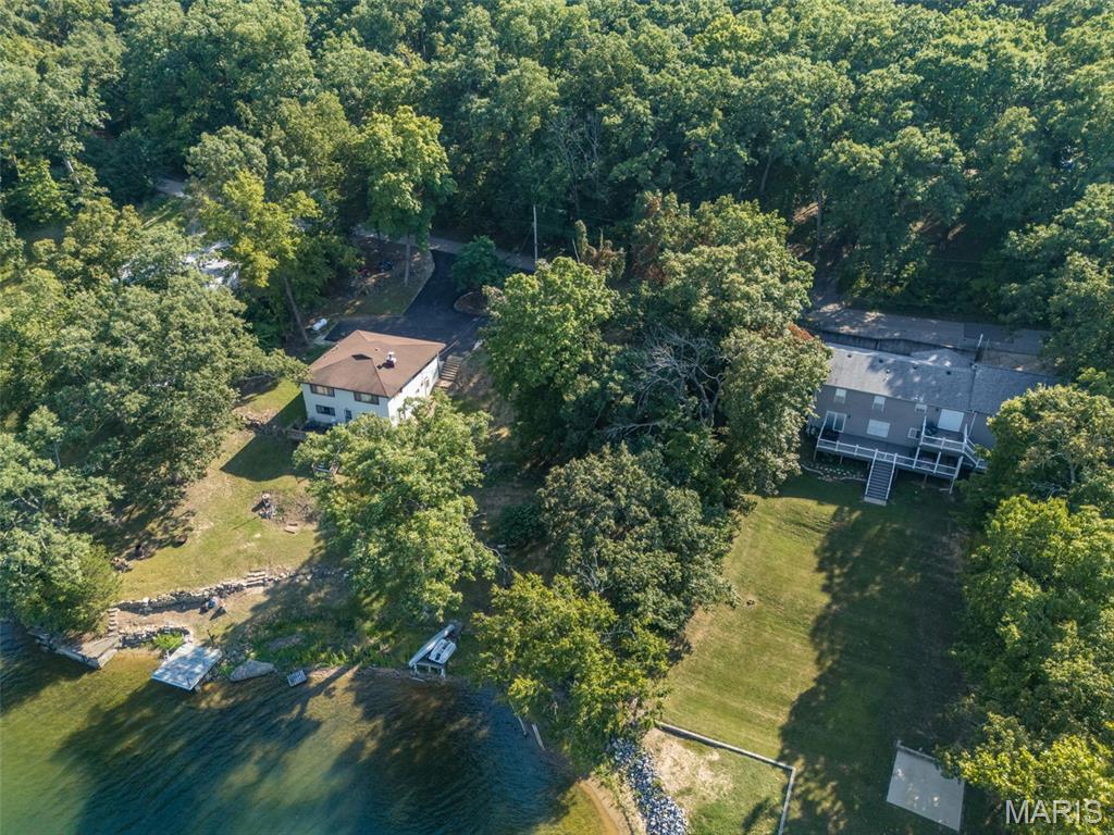 Lake Wauwanoka - Land
