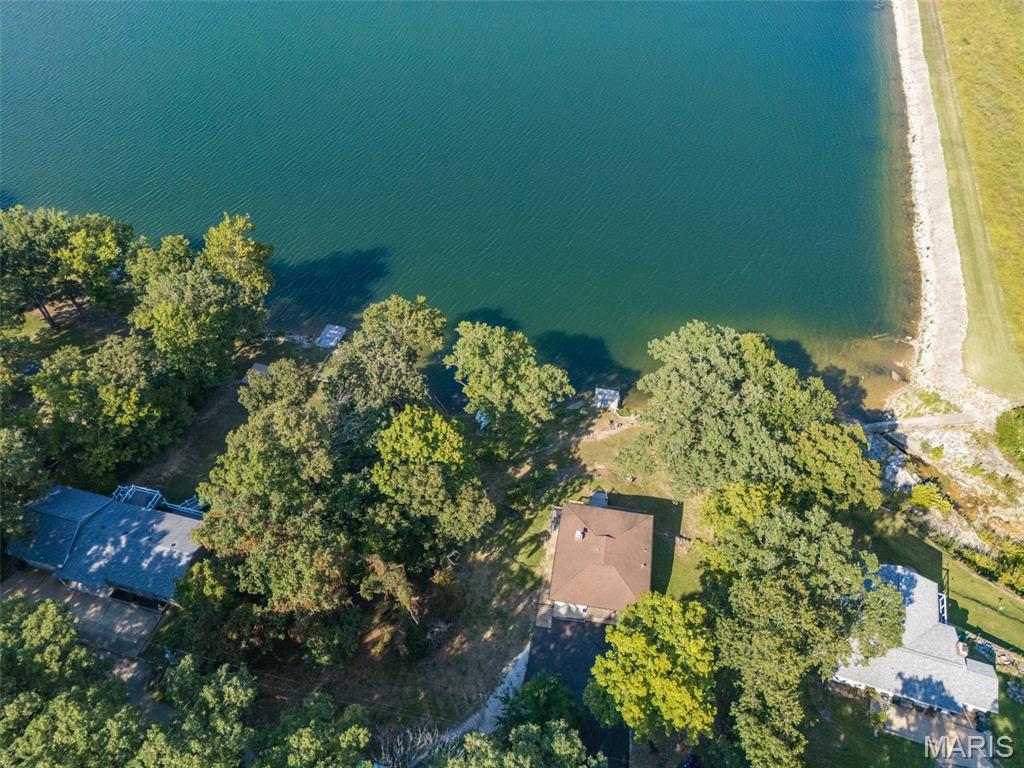 Lake Wauwanoka - Land