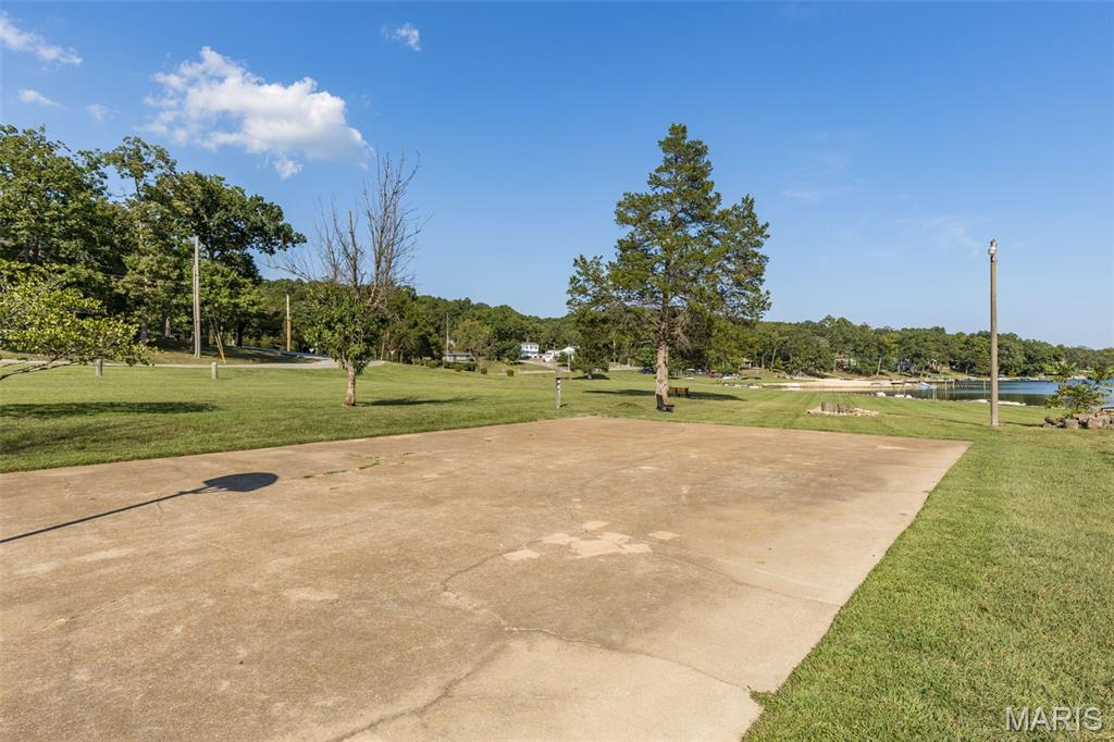 Lake Wauwanoka - Land