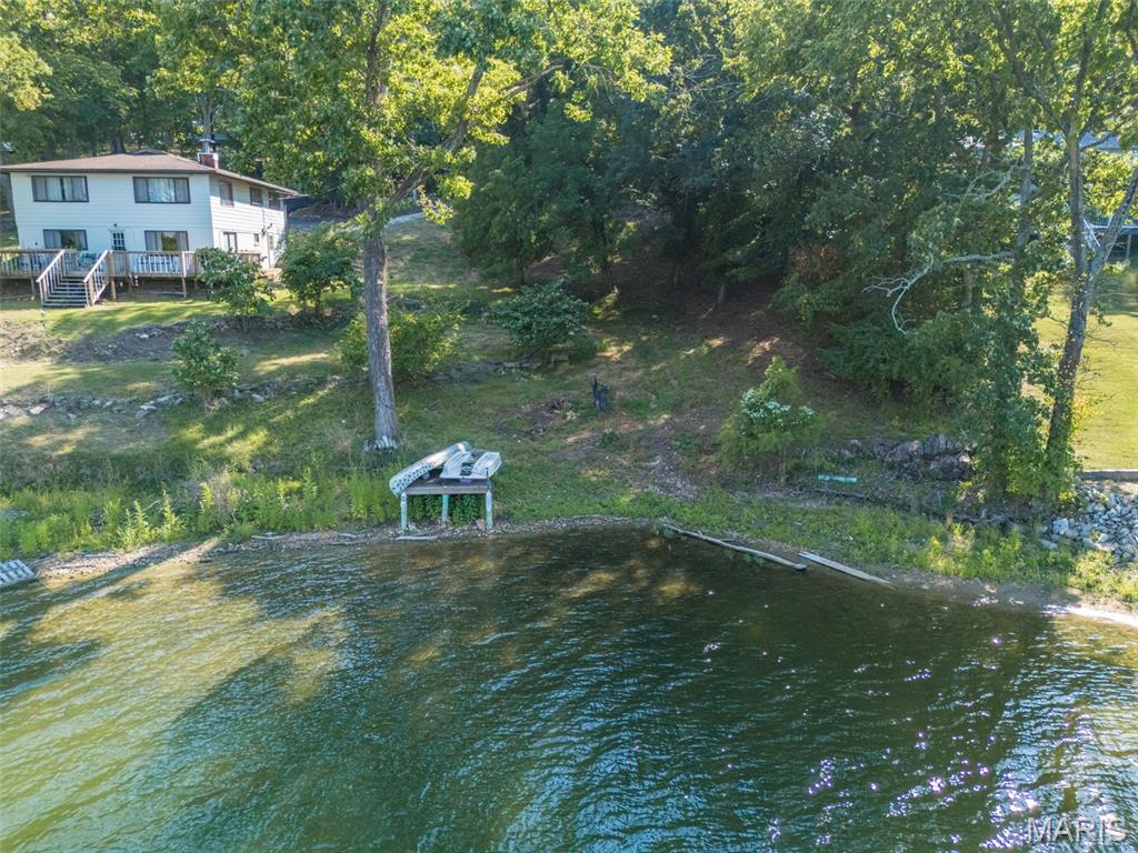 Lake Wauwanoka - Land